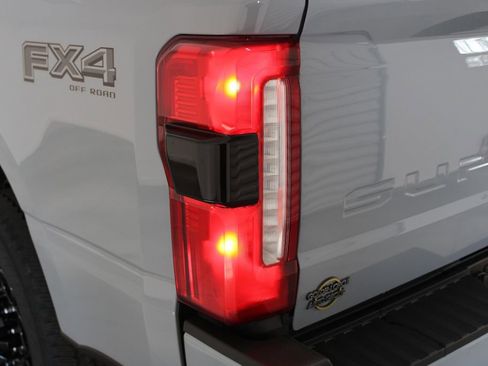 New 2026 Ford F250 Lariat w/ Black Appearance Package image 60