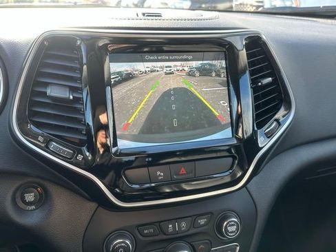 Used 2020 Jeep Cherokee Limited image 26