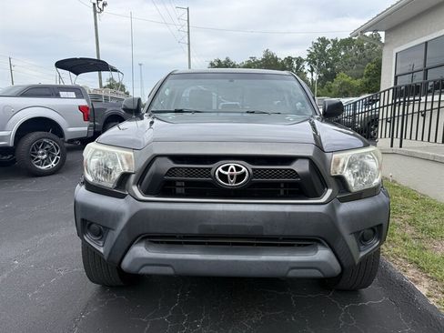 Used 2013 Toyota Tacoma 2WD Regular Cab image 2