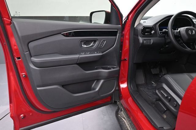 Used 2026 Honda Pilot EX-L image 17