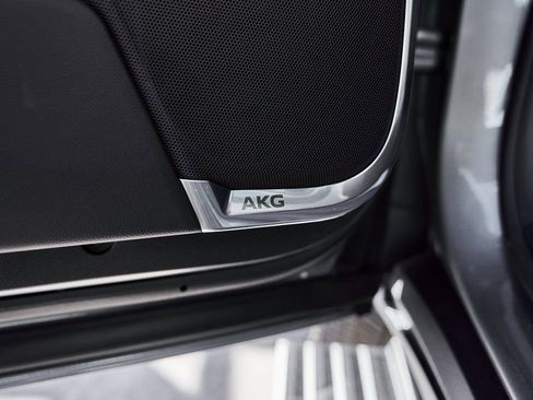 Used 2026 Cadillac Escalade V image 41