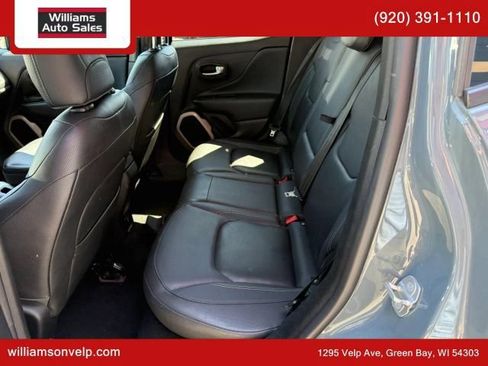 Used 2017 Jeep Renegade Limited FWD image 12