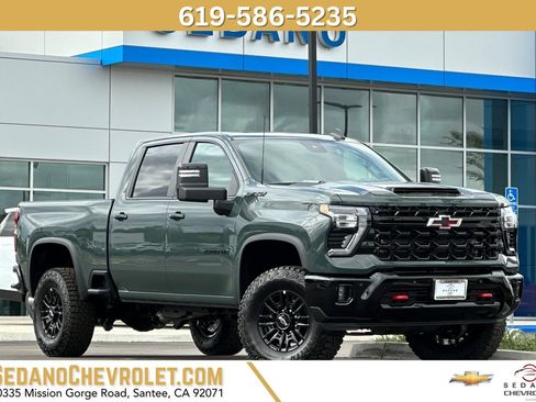 New 2026 Chevrolet Silverado 2500 ZR2 image 1