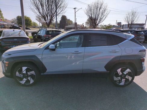 New 2026 Hyundai Kona Limited FWD image 4