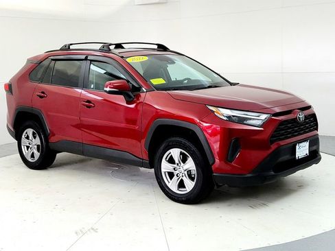 Certified 2022 Toyota RAV4 XLE w/ Convenience Package AWD/4WD image 7