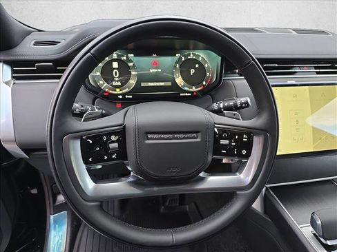 New 2026 Land Rover Range Rover SE image 18