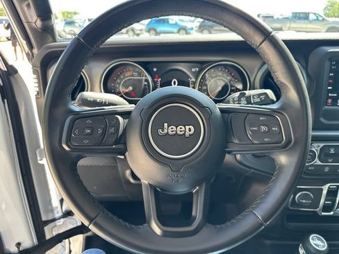 Used 2022 Jeep Wrangler Unlimited Sport AWD/4WD image 26