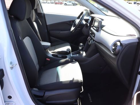 Used 2018 Hyundai Kona SEL AWD/4WD image 21
