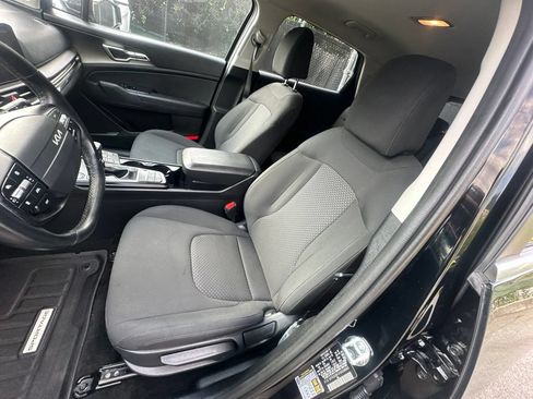Used 2026 Kia Sportage LX AWD/4WD image 10