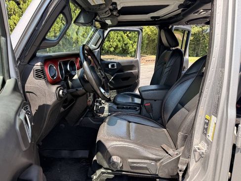 Used 2021 Jeep Wrangler Unlimited Rubicon AWD/4WD image 9
