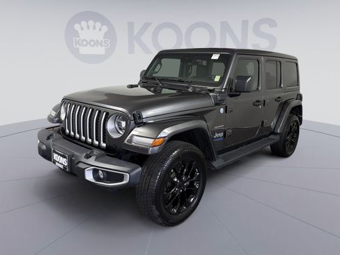 Used 2021 Jeep Wrangler Unlimited Sahara w/ Cold Weather Group AWD/4WD image 1