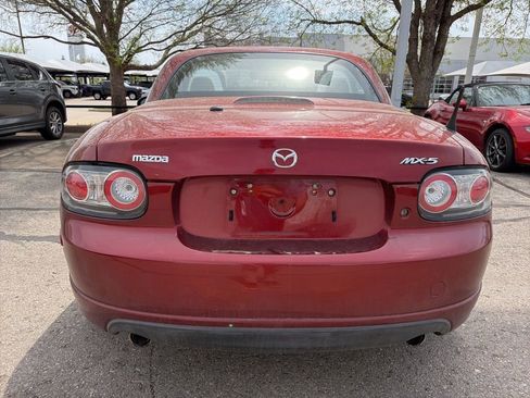 Used 2007 MAZDA MX-5 Miata Touring w/ Appearance Pkg image 4