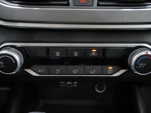 Used 2024 Nissan Altima 2.5 SR image 18