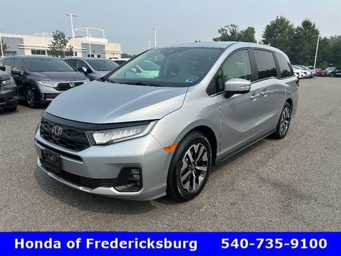 Certified 2026 Honda Odyssey EX-L image 1
