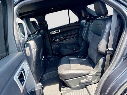 Certified 2022 Ford Explorer ST-Line w/ Class IV Trailer Tow Package AWD/4WD image 26