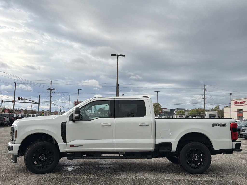 New 2026 Ford F350 Lariat w/ Black Appearance Package AWD/4WD image 7