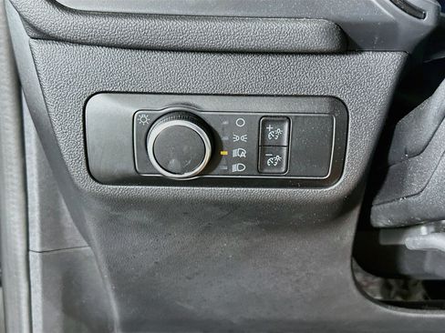 Used 2025 Ford Escape ST-Line FWD image 17
