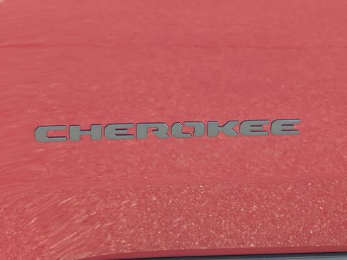 New 2026 Jeep Cherokee Limited AWD/4WD image 32