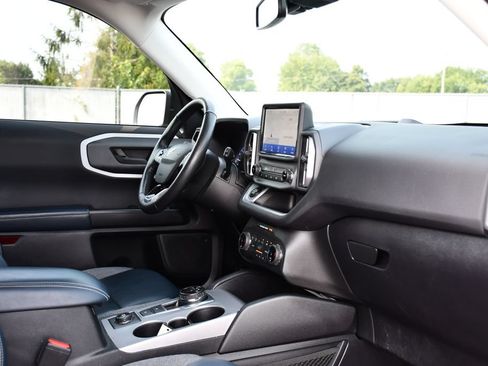 Used 2022 Ford Bronco Sport Outer Banks AWD/4WD image 34