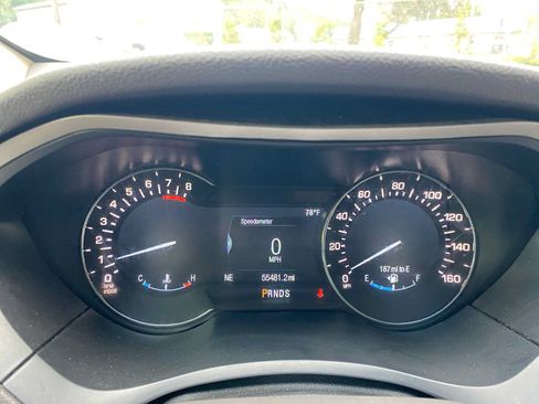 Used 2017 Lincoln MKZ Select FWD image 19