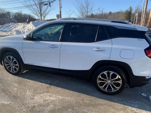 Used 2020 GMC Terrain SLT w/ Preferred Package image 6