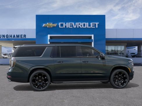New 2026 Chevrolet Suburban RST AWD/4WD image 29