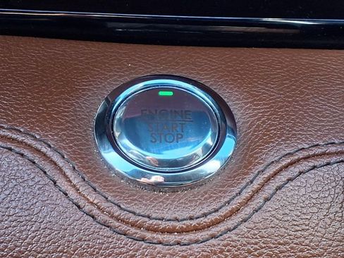 Certified 2022 Lincoln Navigator L Reserve RWD image 15