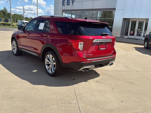 Used 2022 Ford Explorer Platinum w/ Equipment Group 601A image 3