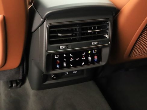 New 2026 Audi Q8 Premium Plus image 22