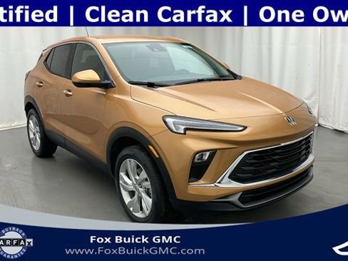 Certified 2024 Buick Encore GX Preferred w/ Comfort Package image 2