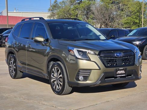Used 2023 Subaru Forester Limited image 3