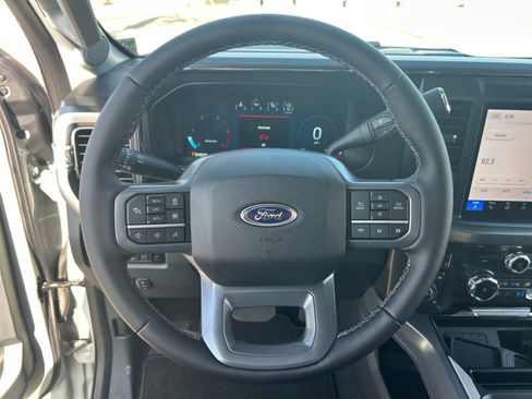 New 2025 Ford F250 Lariat w/ Lariat Ultimate Package image 9