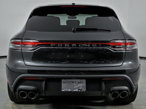 Used 2026 Porsche Macan AWD/4WD image 10