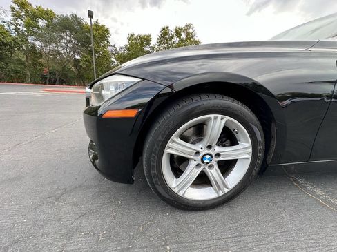 Used 2015 BMW 320i Sedan image 8