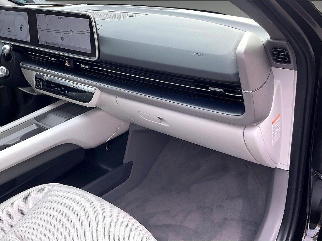 Used 2024 Hyundai Ioniq 6 Limited AWD/4WD image 13