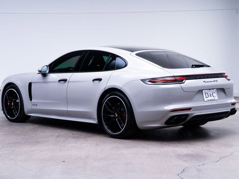 Used 2020 Porsche Panamera GTS w/ Premium Package Plus AWD/4WD image 6