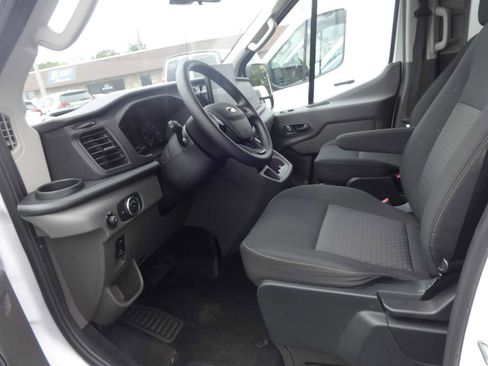Used 2023 Ford Transit 350 XLT image 12