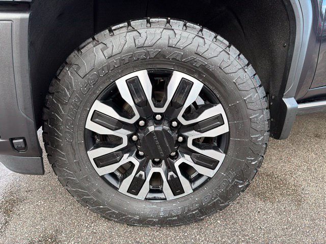 Used 2024 GMC Sierra 2500 Denali Ultimate AWD/4WD image 10