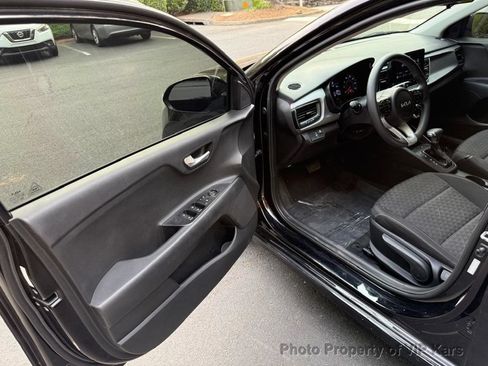 Used 2022 Kia Rio S FWD image 12