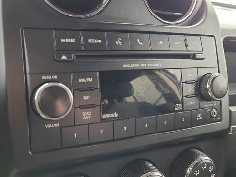 Used 2016 Jeep Patriot Latitude image 19