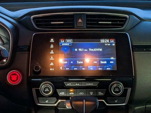 Used 2018 Honda CR-V Touring image 18