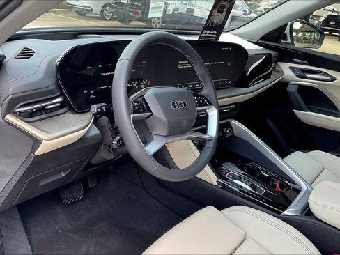 New 2025 Audi Q5 Premium Plus image 8