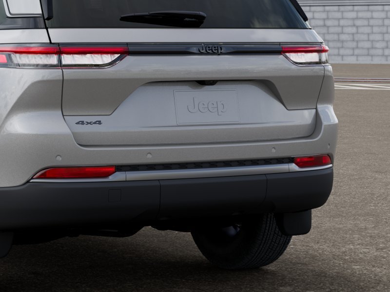 New 2026 Jeep Grand Cherokee Altitude AWD/4WD image 13
