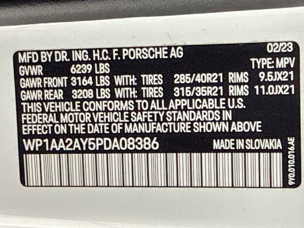 Certified 2023 Porsche Cayenne AWD/4WD image 33
