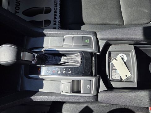 Used 2019 Honda Civic EX image 20