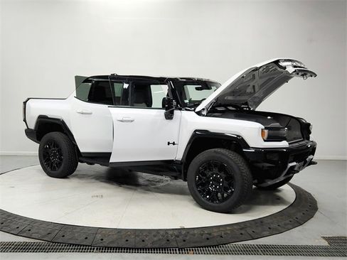New 2026 GMC Hummer EV 4x4 Crew Cab image 9