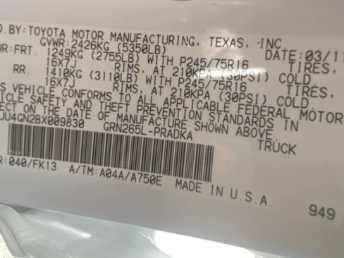 Used 2011 Toyota Tacoma PreRunner w/ SR5 Pkg #2 RWD image 30