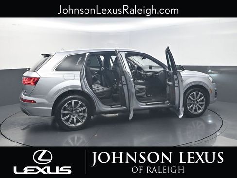 Used 2018 Audi Q7 3.0T Prestige w/ Prestige Package image 23