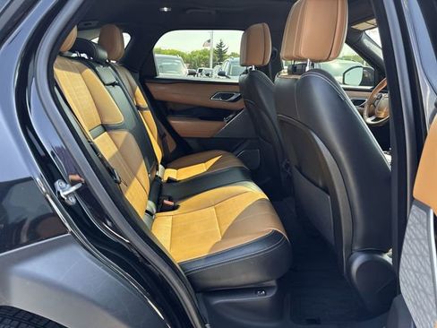 Used 2019 Land Rover Range Rover Velar R-Dynamic SE AWD/4WD image 27