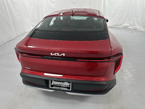 New 2025 Kia K4 LXS image 4